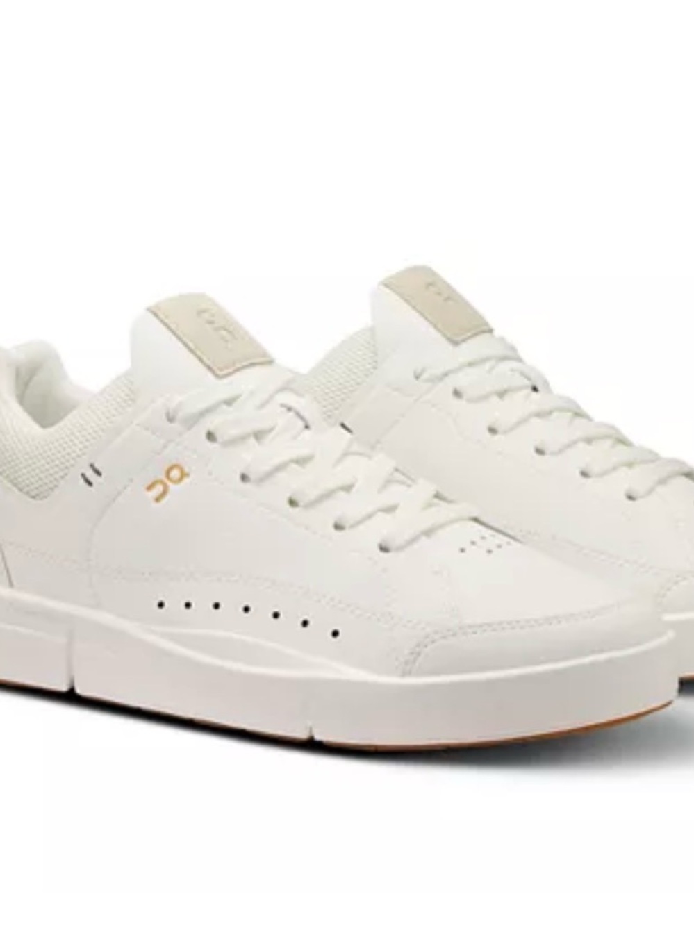 On
Women's The Roger Centre Court Low Top Sneakers - Picture 13 of 15